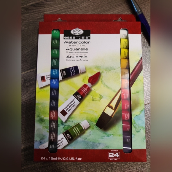 New Watercolour Paint Set and Brush - Picture 2 of 5
